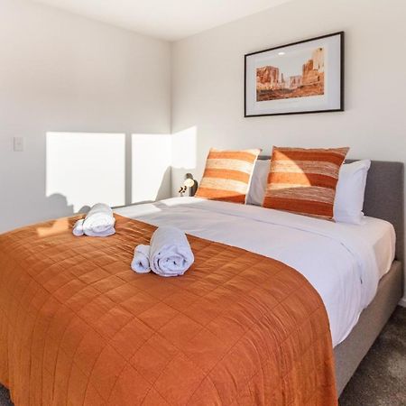 Garden City Getaway 2 Bed With Sofa Bed 1 Bath クライストチャーチ エクステリア 写真