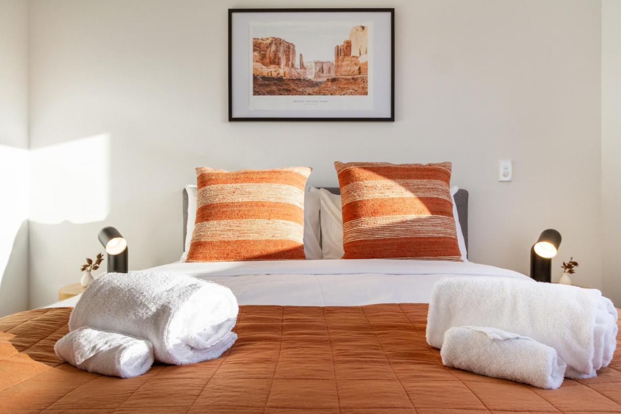 Garden City Getaway 2 Bed With Sofa Bed 1 Bath クライストチャーチ エクステリア 写真